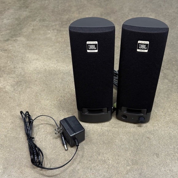 HP Black and Cream Keyboard with Mouse and JBL Speakers - Picture 2 of 13